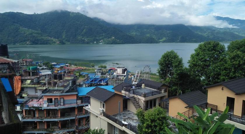 Peace Guest House Pokhara Exterior foto